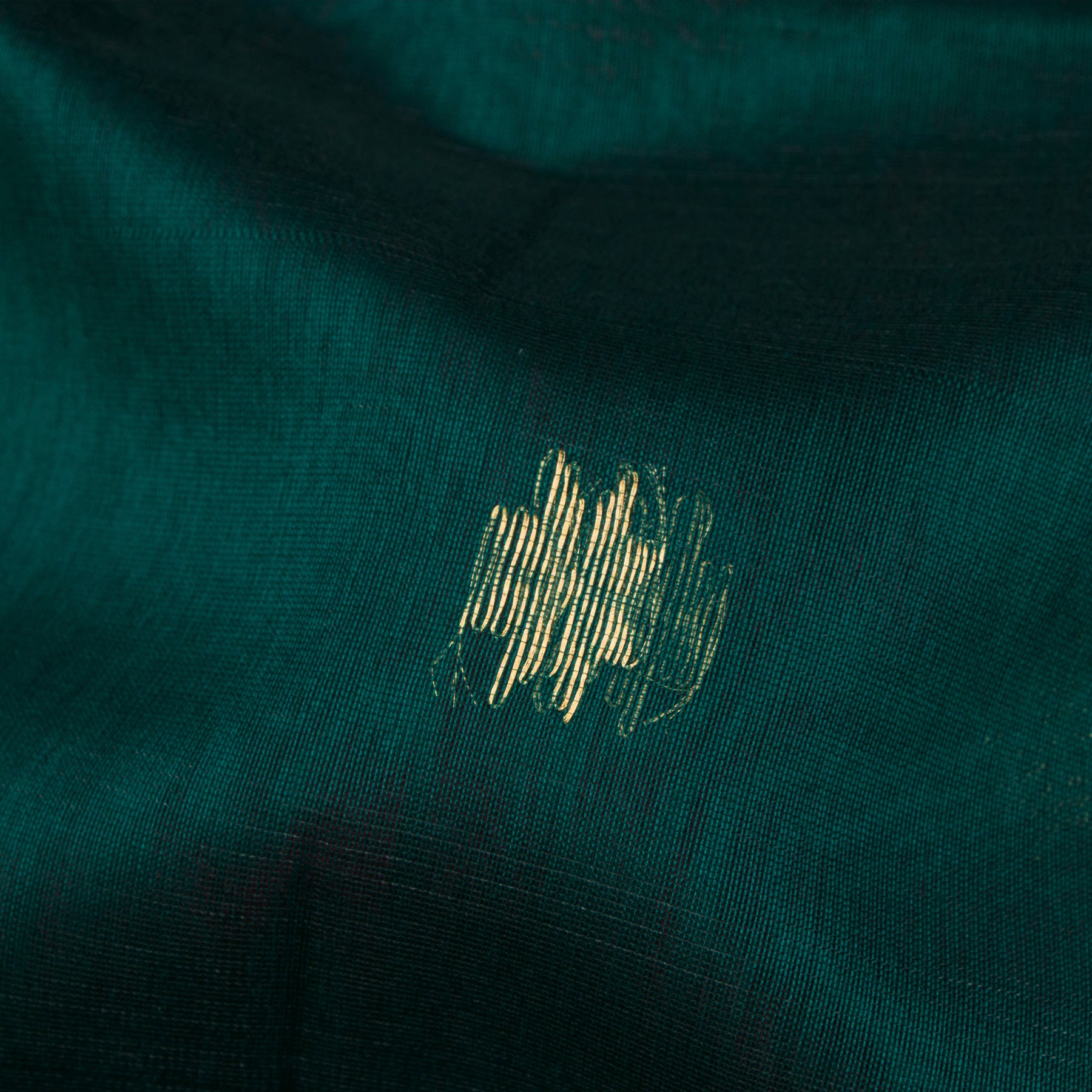 Kanakavalli Silk/Cotton Sari 26-610-HS005-01118 - Fabric View