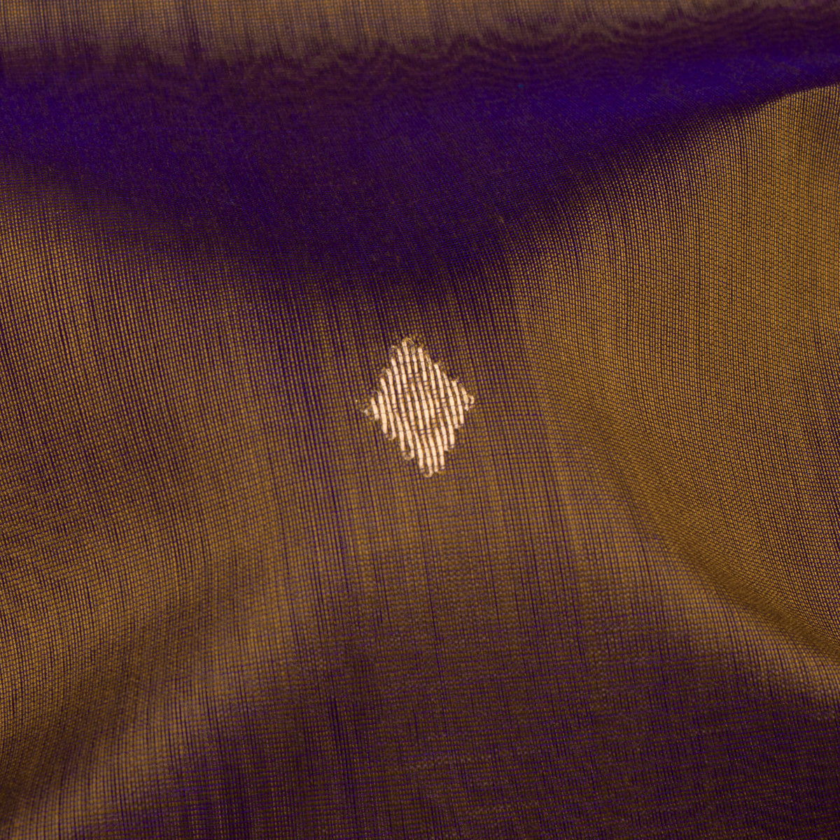 Kanakavalli Silk/Cotton Sari 26-610-HS005-04603 - Fabric View