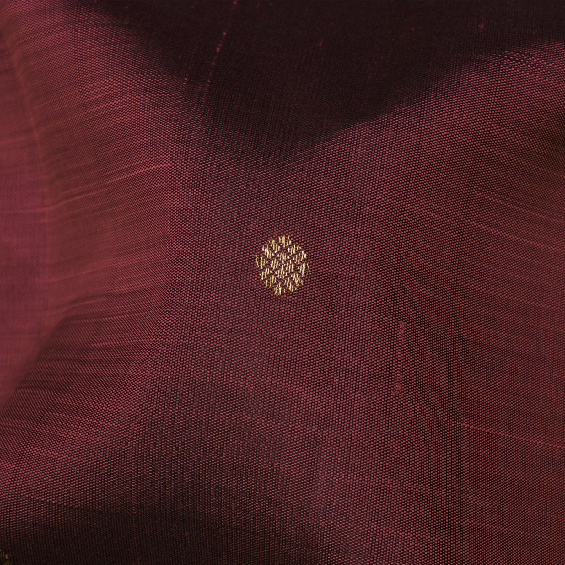 Kanakavalli Kanjivaram Silk Blouse Length 26-615-HB001-00165 - Fabric View
