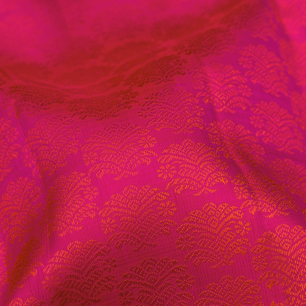 Kanakavalli Kanjivaram Silk Sari 26-615-HS001-00248 - Fabric View