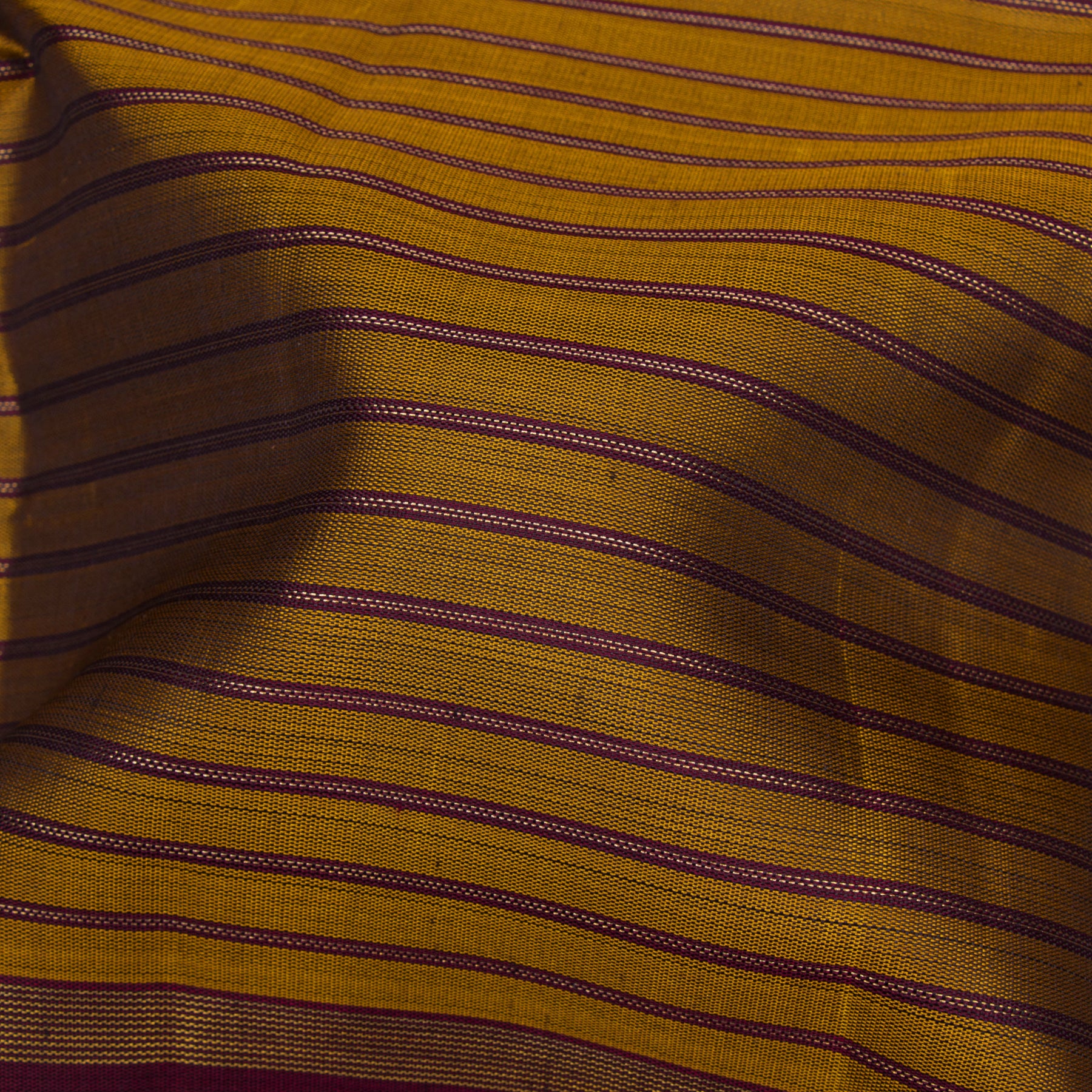 Kanakavalli Kanjivaram Silk Sari 26-615-HS001-00295 - Fabric View