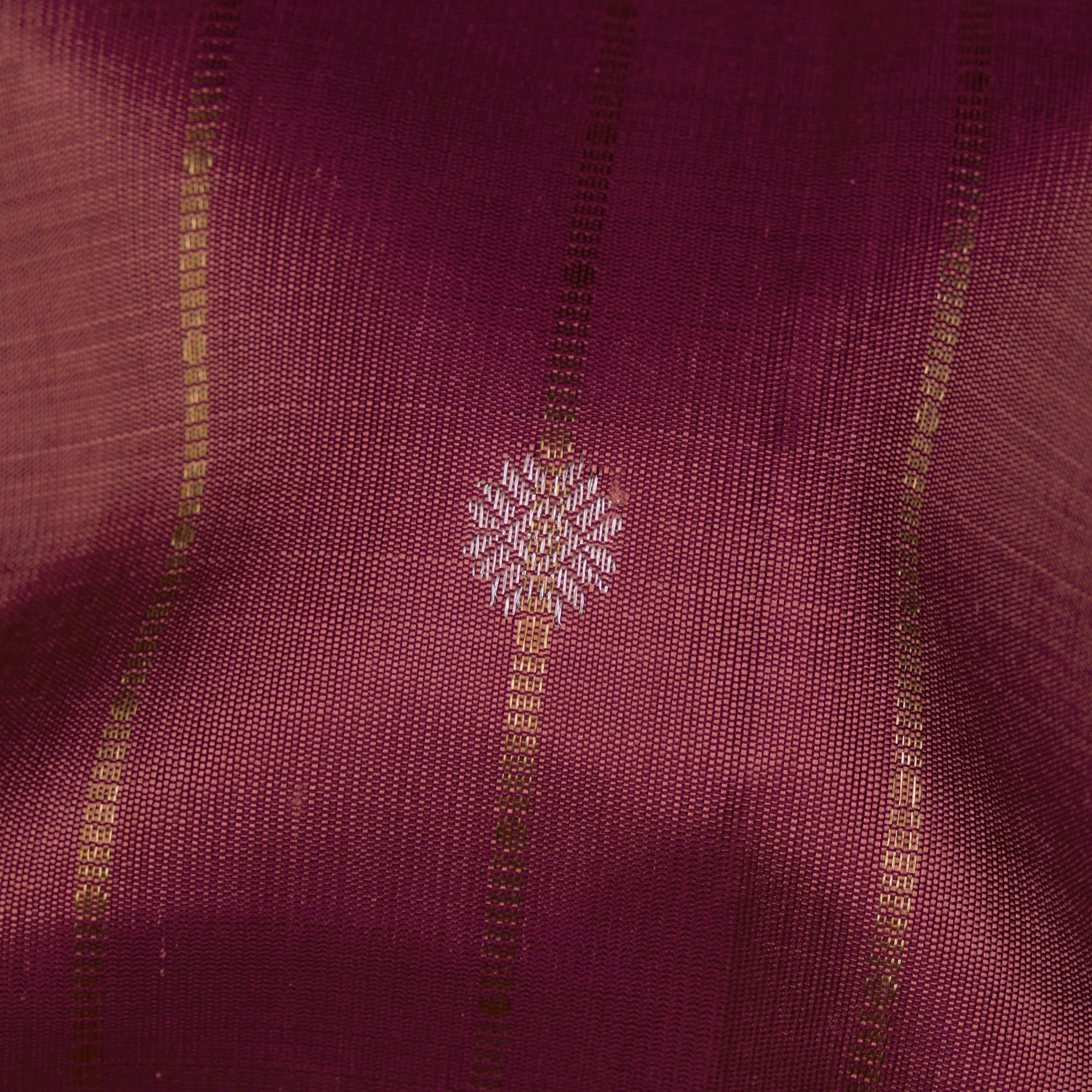 Kanakavalli Kanjivaram Silk Sari 26-615-HS001-01176 - Fabric View
