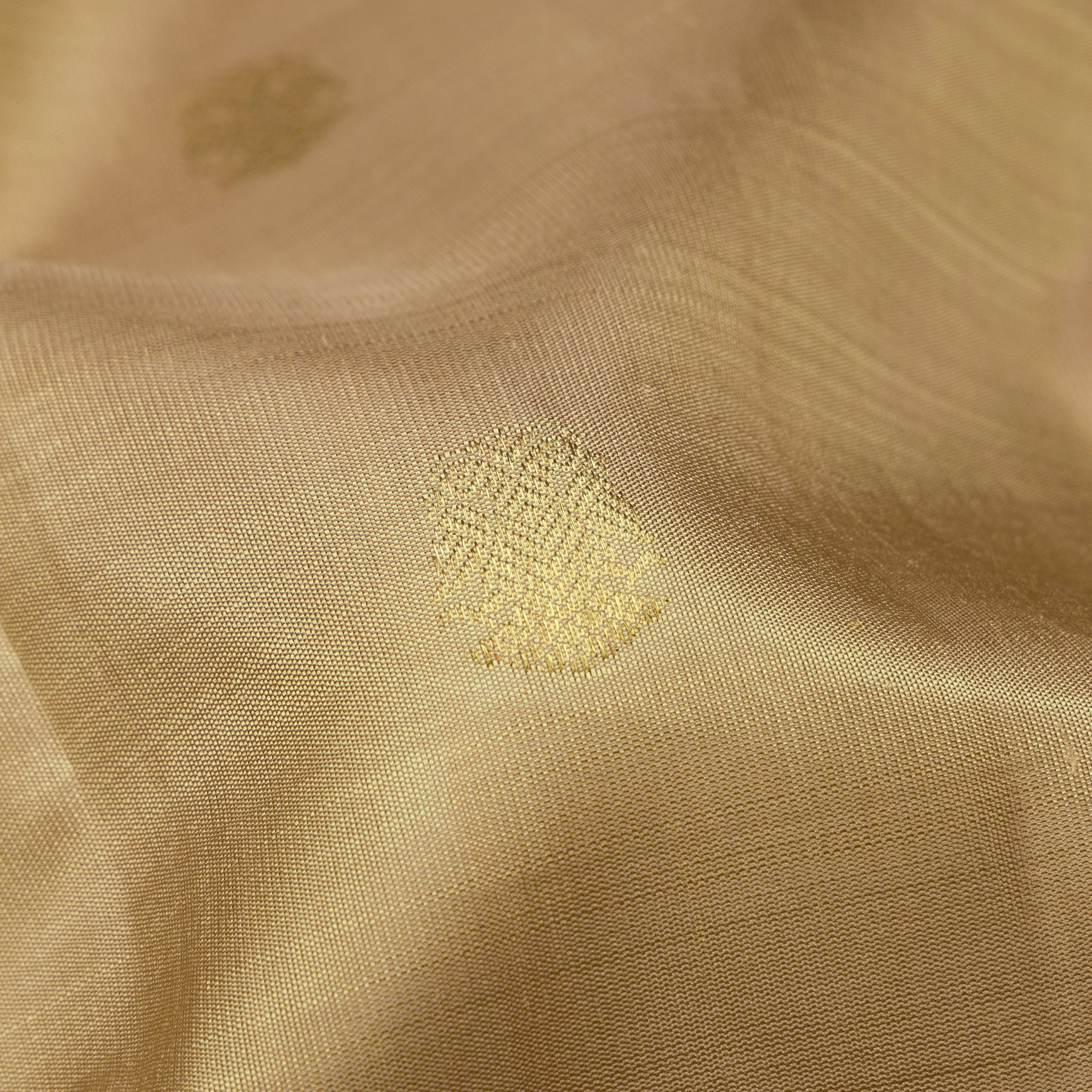 Kanakavalli Kanjivaram Silk Sari 26-615-HS001-01207 - Fabric View