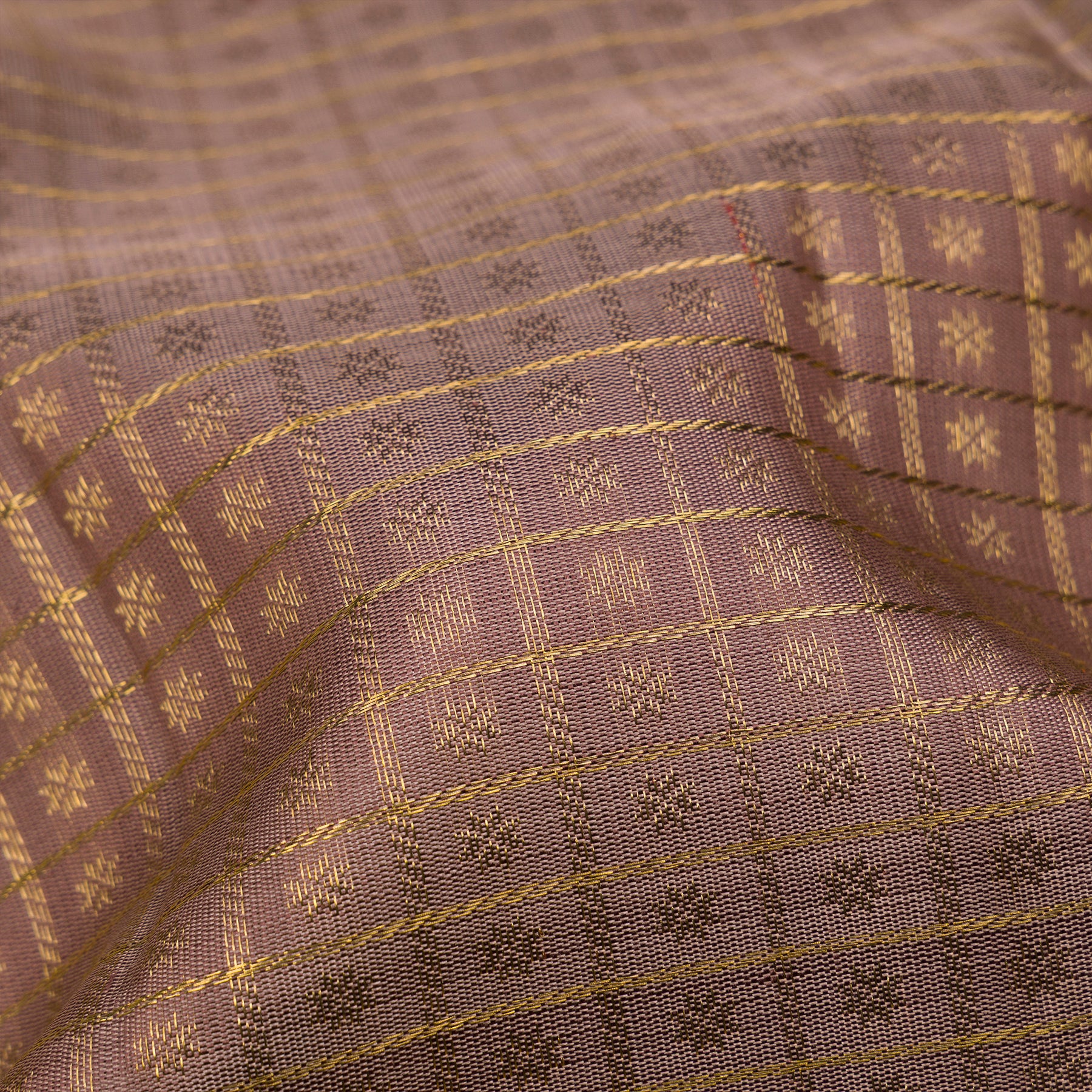 Kanakavalli Kanjivaram Silk Sari 26-615-HS001-01574 - Fabric View