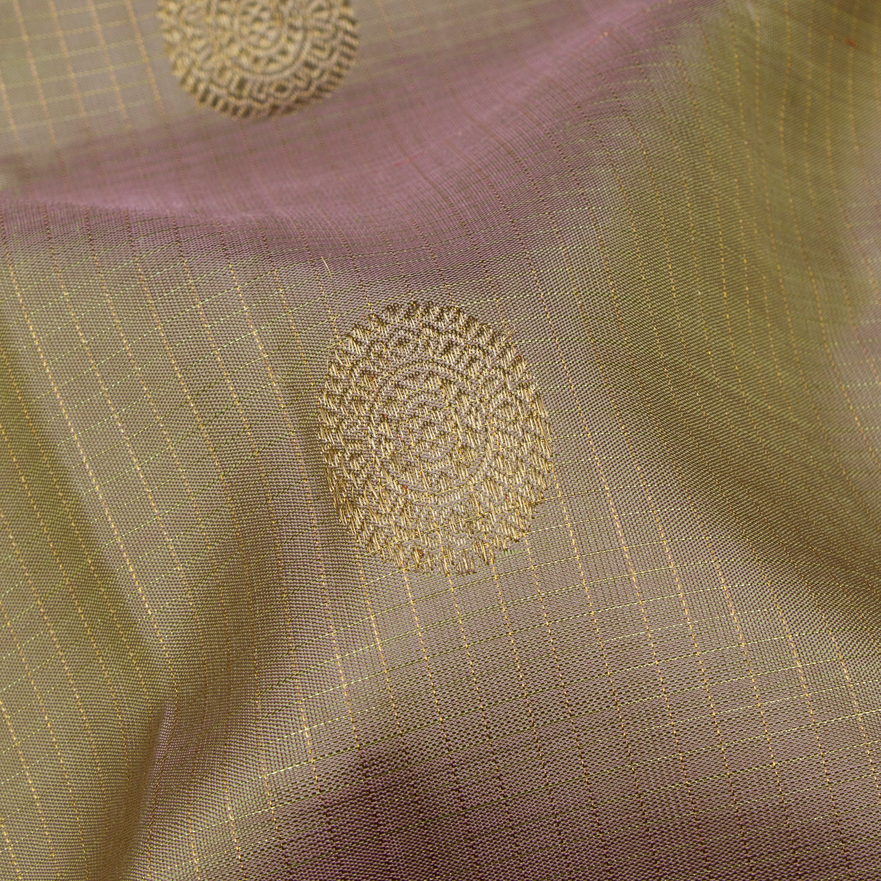 Kanakavalli Kanjivaram Silk Sari 26-615-HS001-02625 - Fabric View