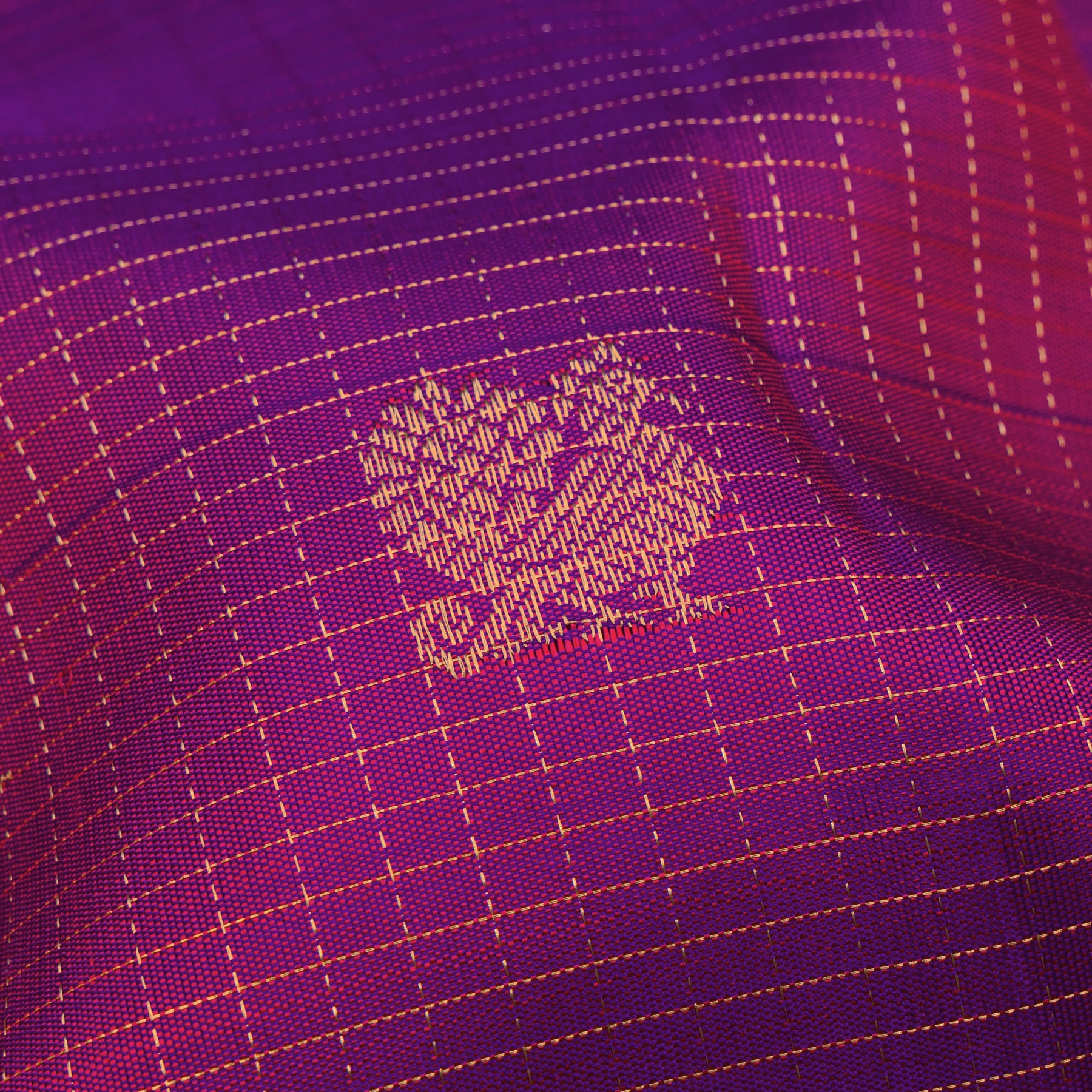 Kanakavalli Kanjivaram Silk Sari 26-615-HS001-02708 - Fabric View