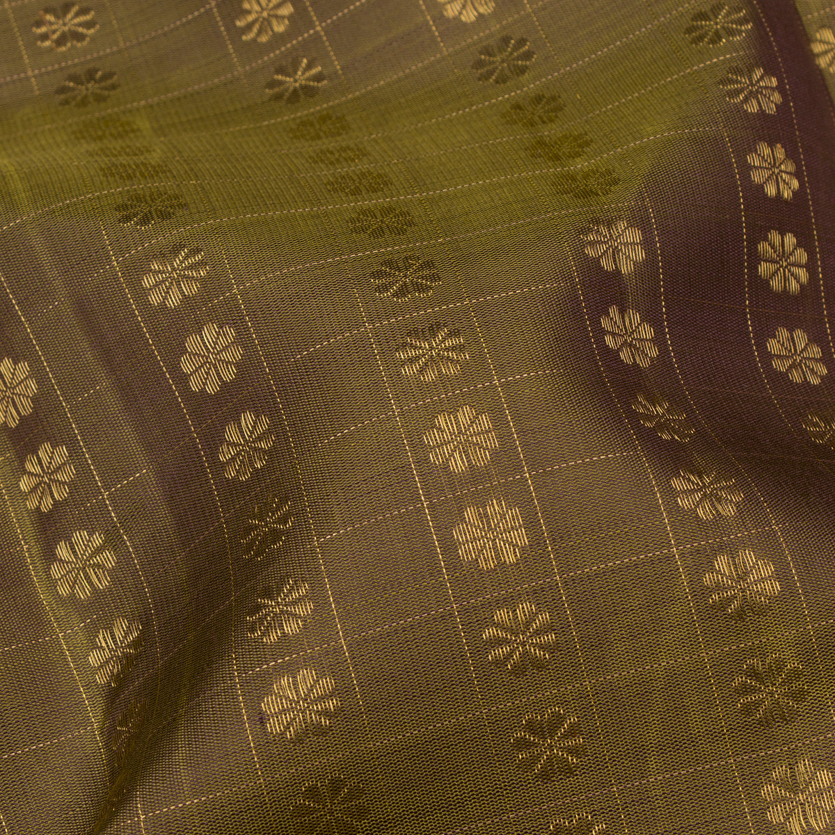 Kanakavalli Kanjivaram Silk Sari 26-615-HS001-03138 - Fabric View