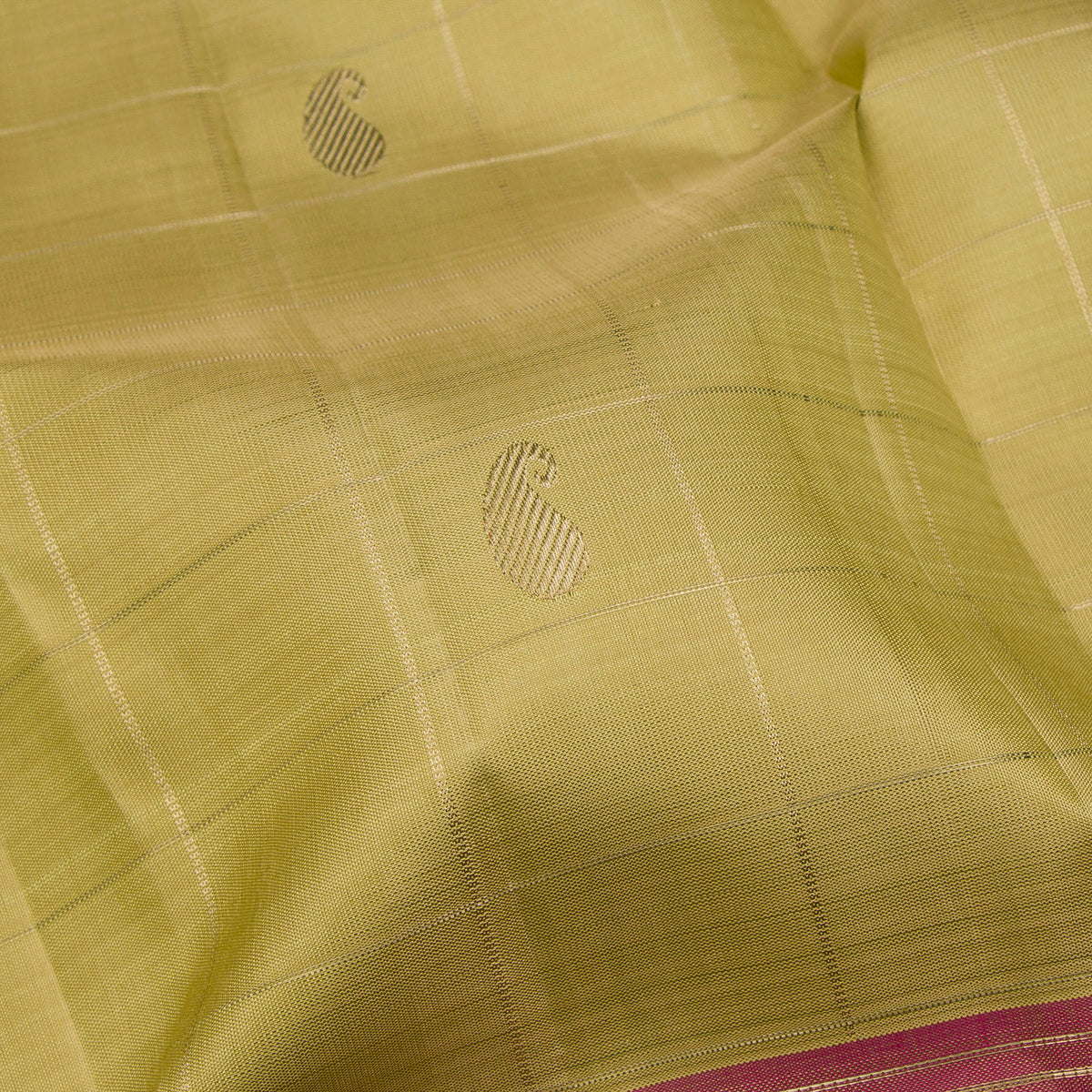 Kanakavalli Kanjivaram Silk Sari 26-615-HS001-03213 - Fabric View