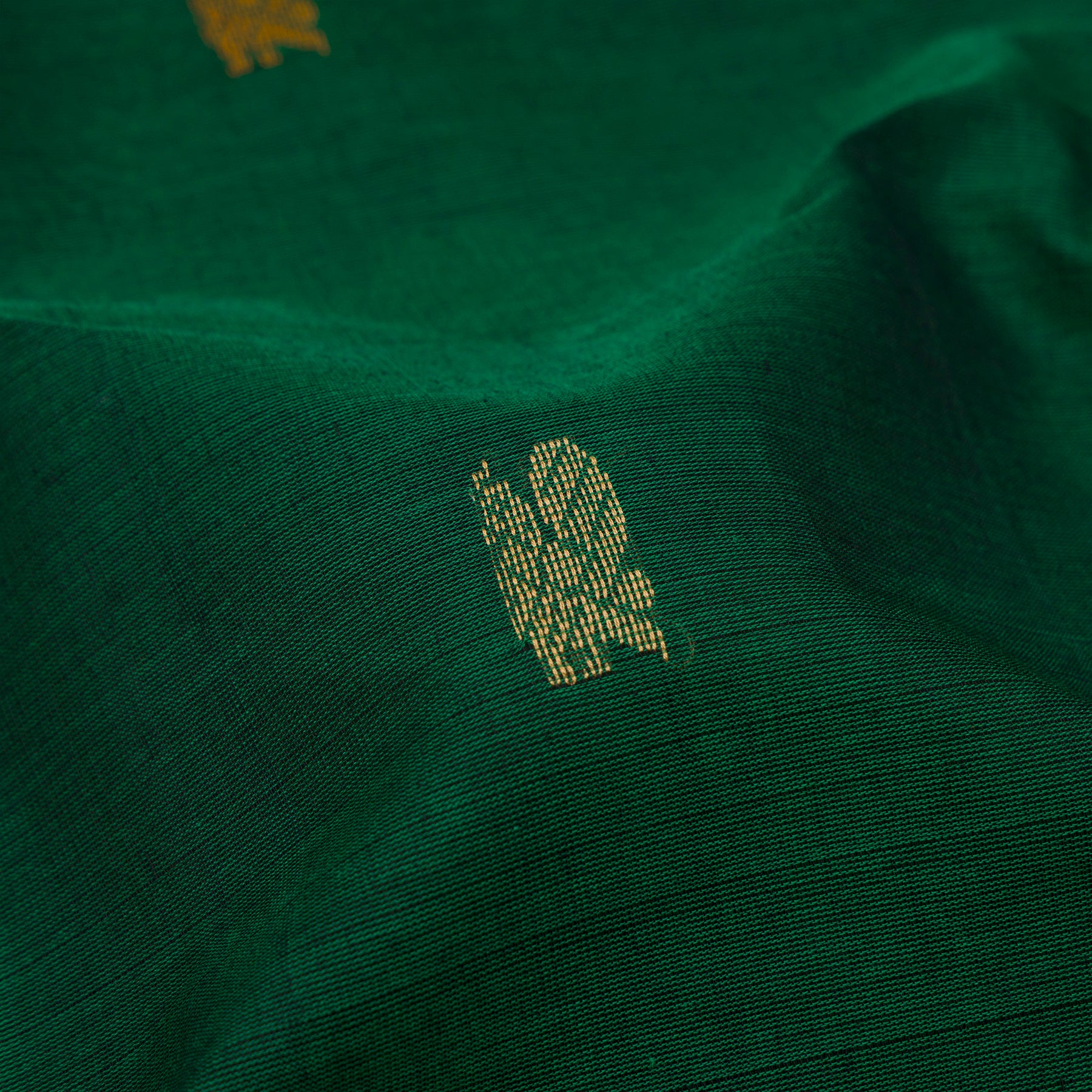 Kanakavalli Kanchi Cotton Sari 26-621-HS003-01347 - Fabric View