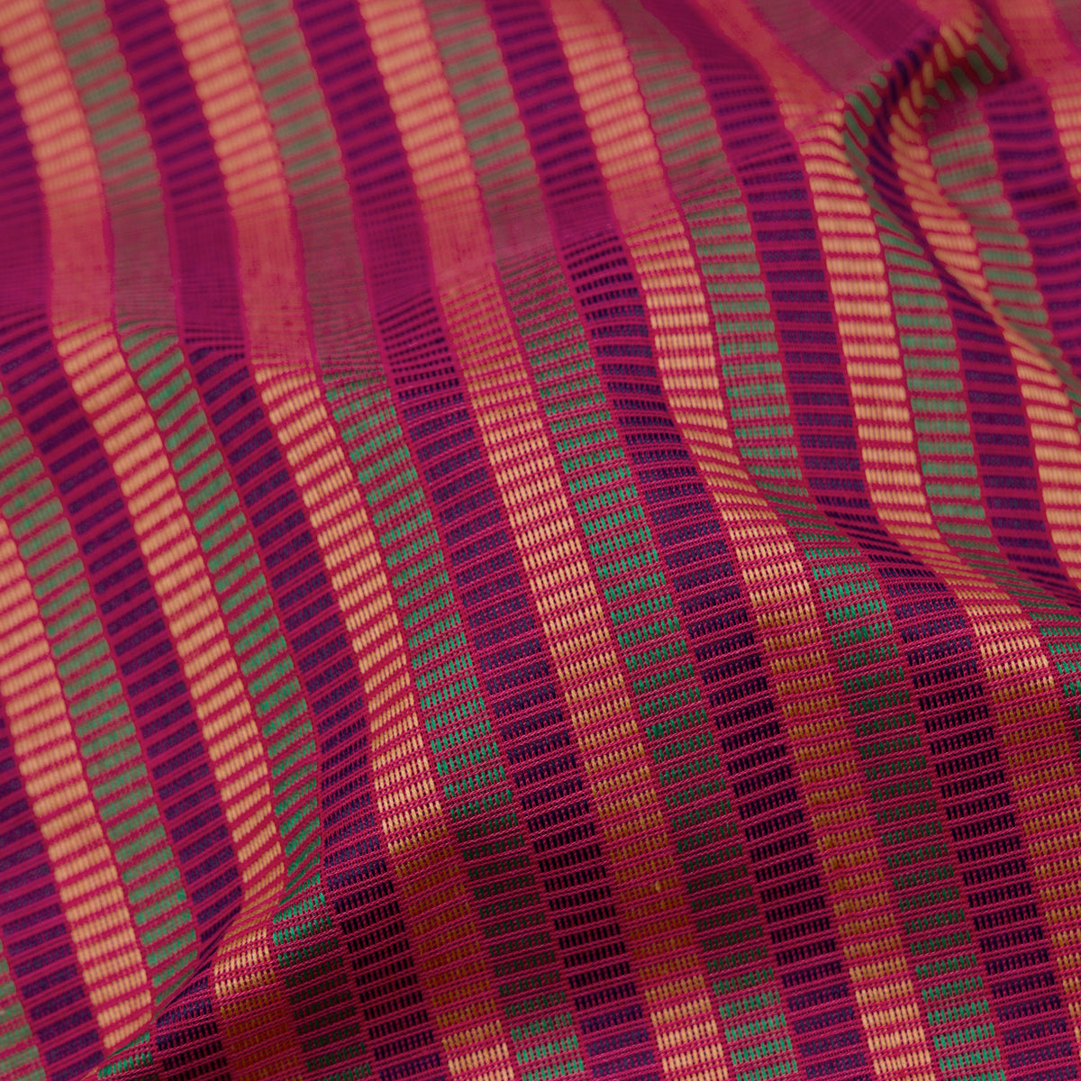 Kanakavalli Kanchi Cotton Sari 26-621-HS003-03845 - Fabric View