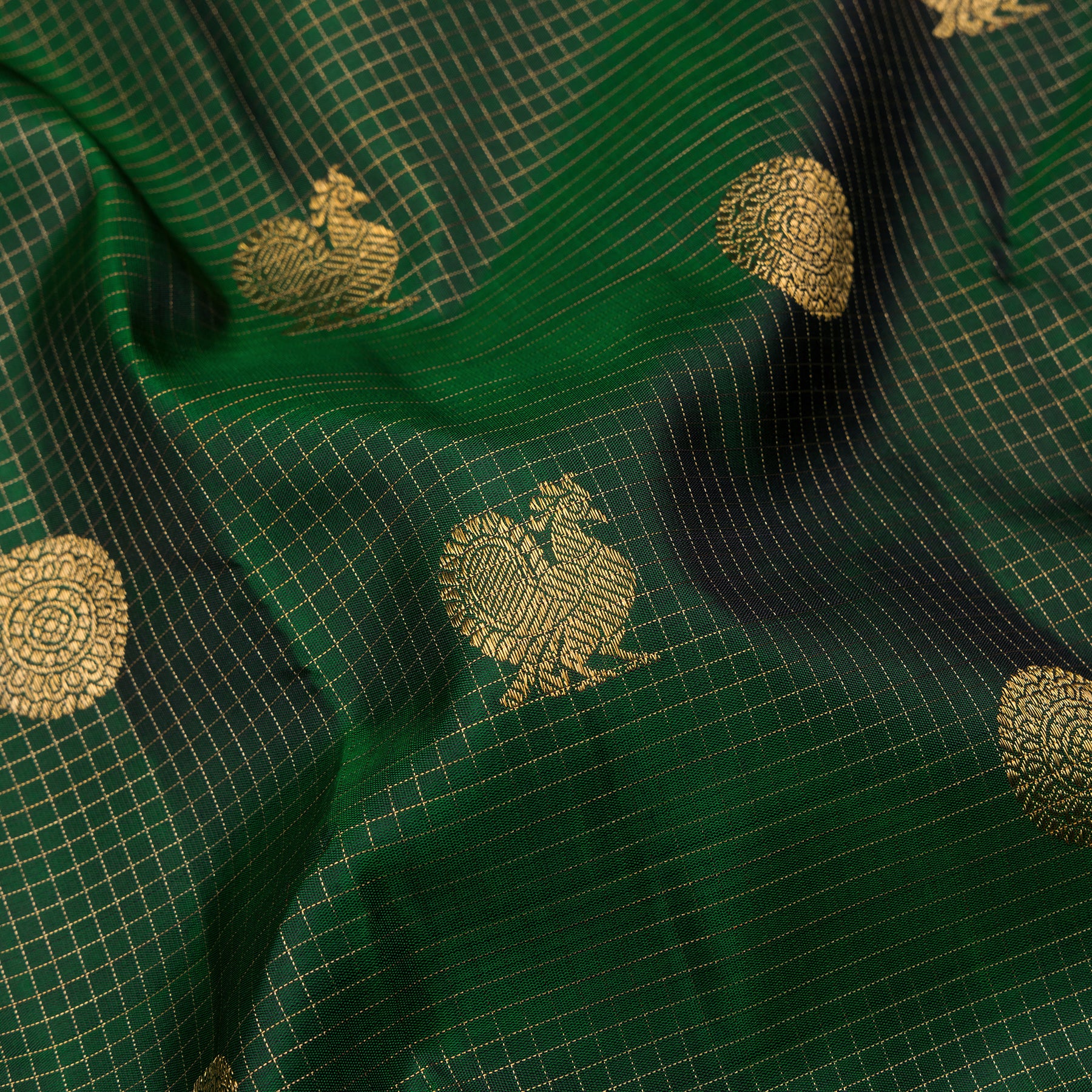 Kanakavalli Kanjivaram Silk Sari 24-595-HS001-04066 - Fabric View