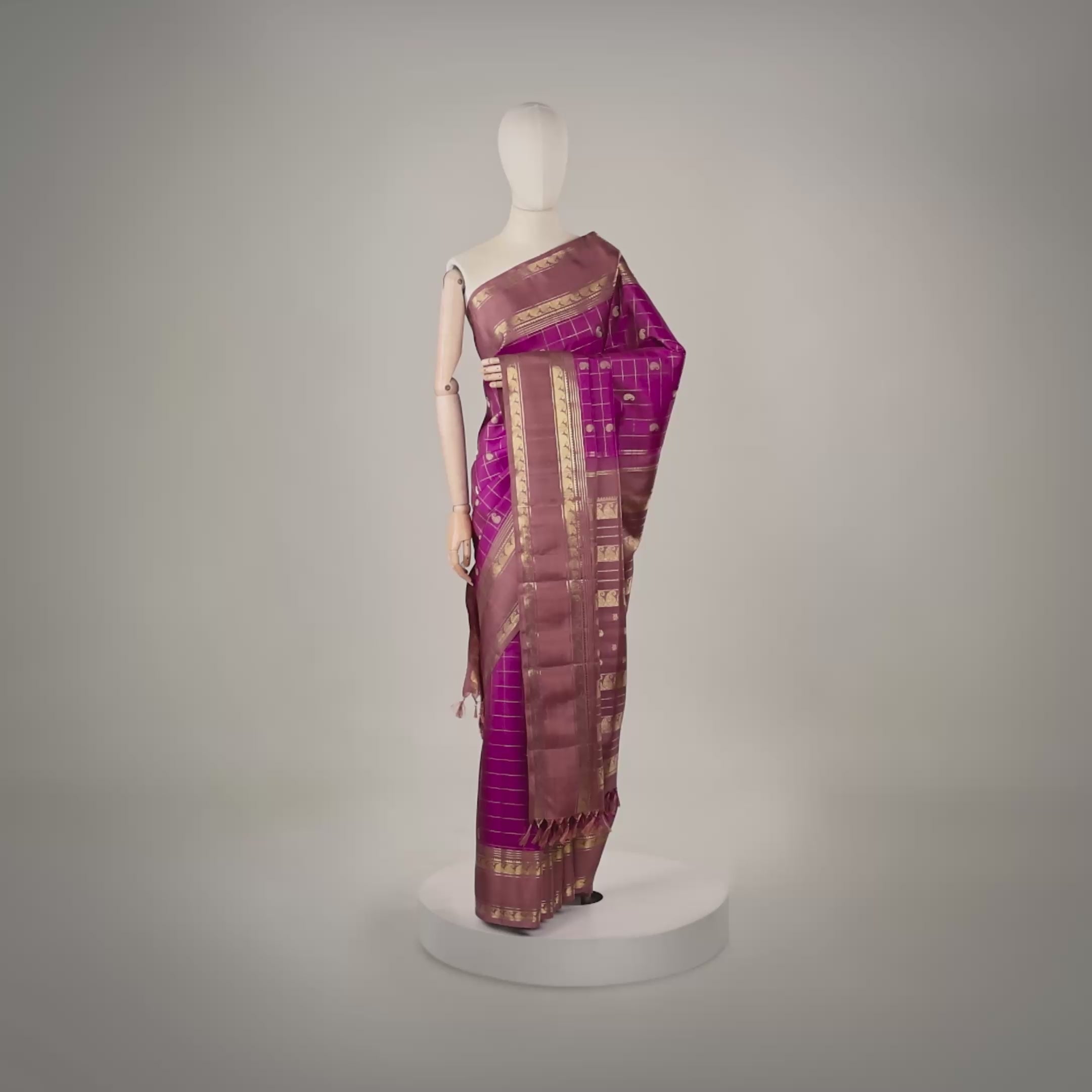 Kanakavalli Kanjivaram Silk Sari 25-615-HS001-01131 - Product Video