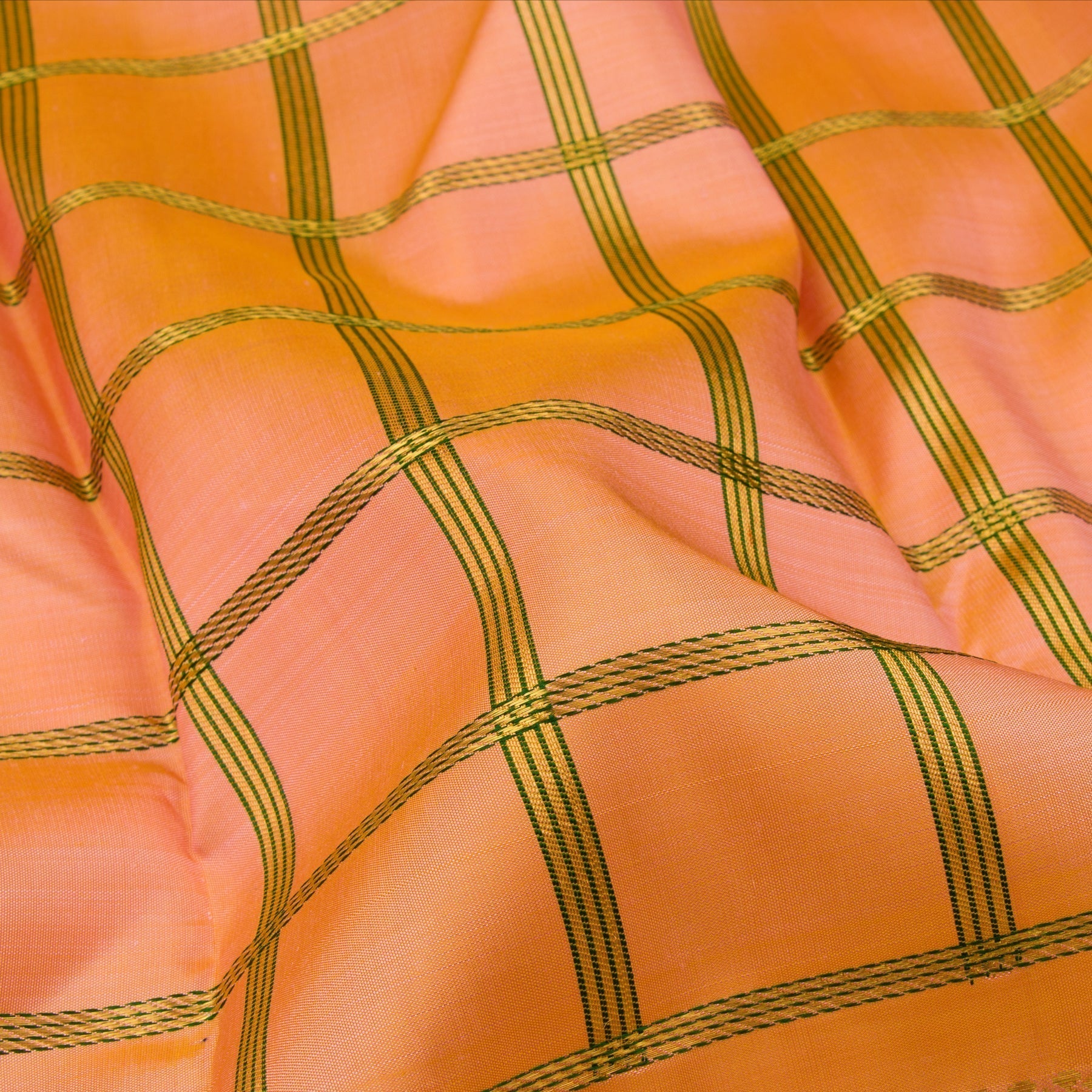 Kanakavalli Kanjivaram Silk Sari 21-040-HS001-02257 - Fabric View