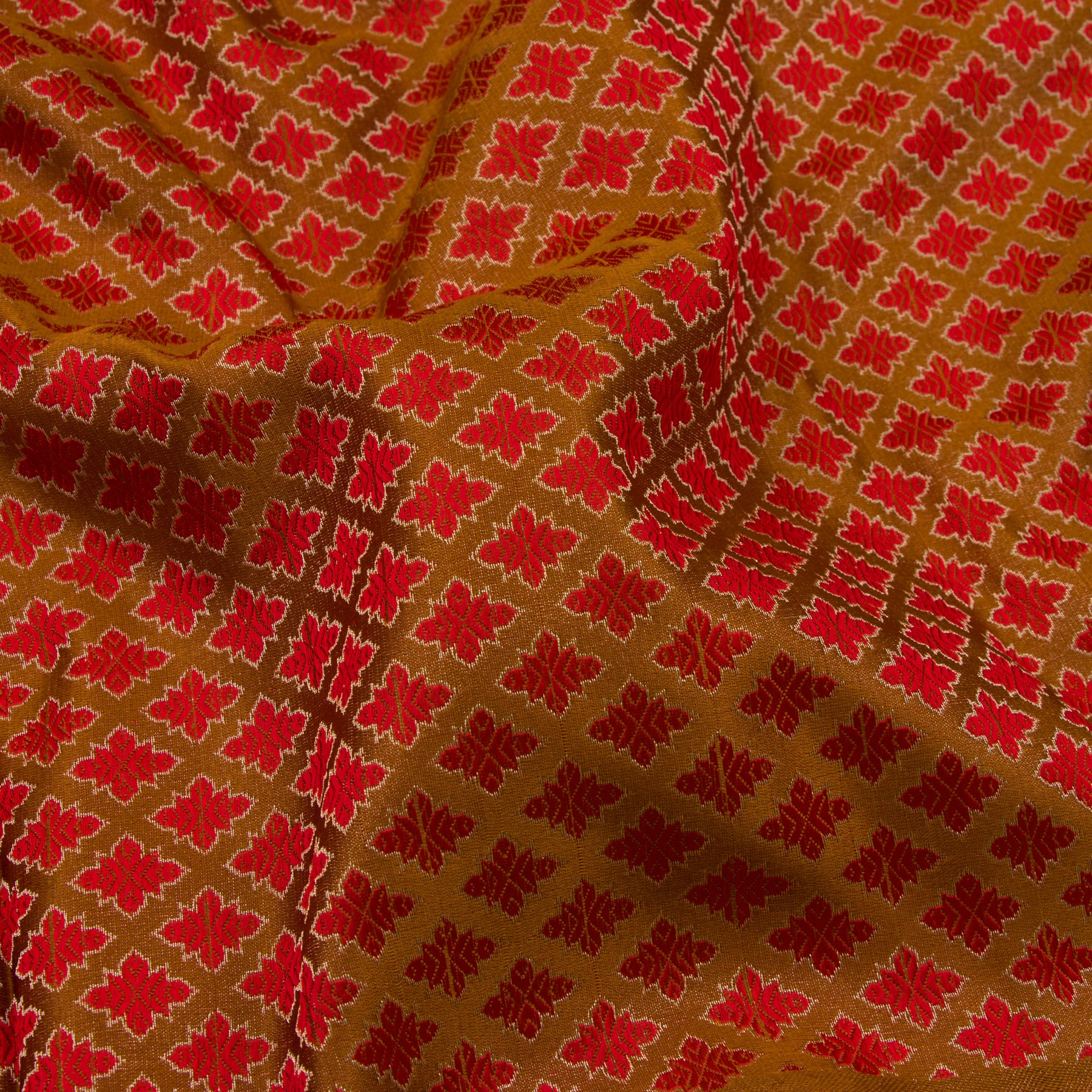 Kanakavalli Brocade Silk Blouse Length 20-596-HB002-01031 - Fabric View