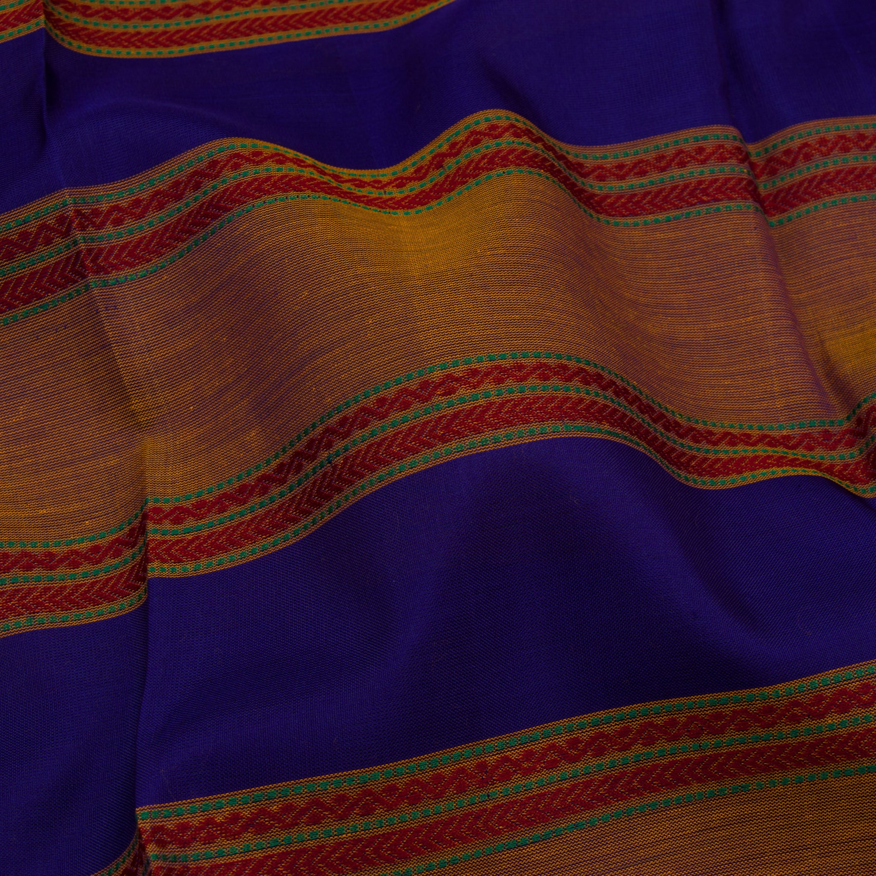 Kanakavalli Silk/Cotton Sari  21-598-HS005-08025 - Fabric View