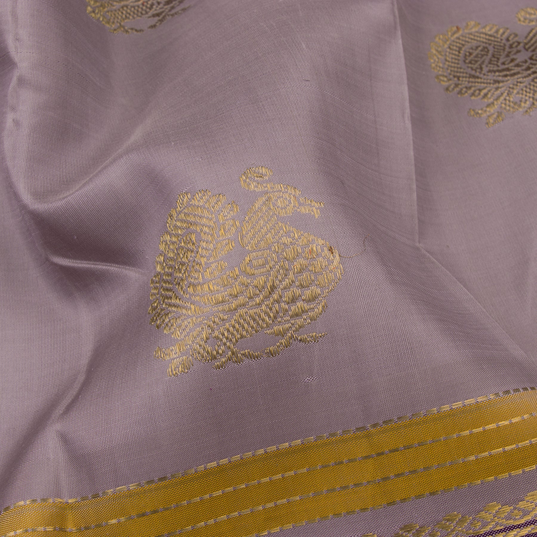 Kanakavalli Kanjivaram Silk Sari 22-040-HS001-00007 - Fabric View