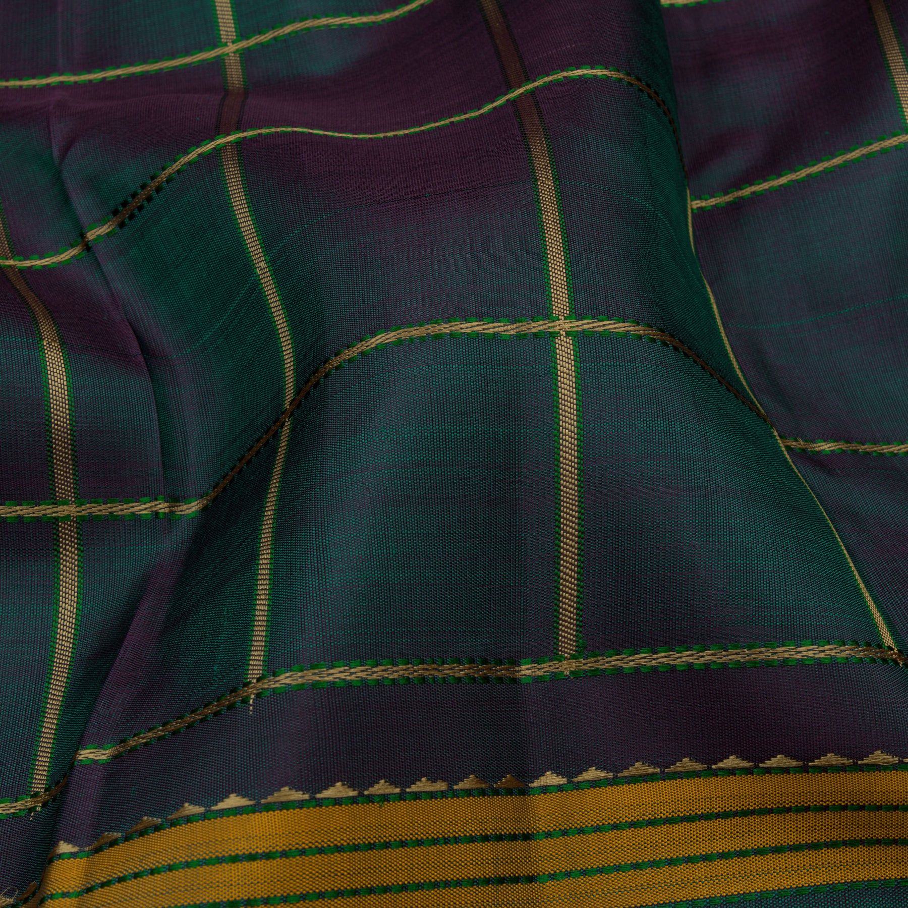 Kanakavalli Kanjivaram Silk Sari 22-040-HS001-05780 - Fabric View