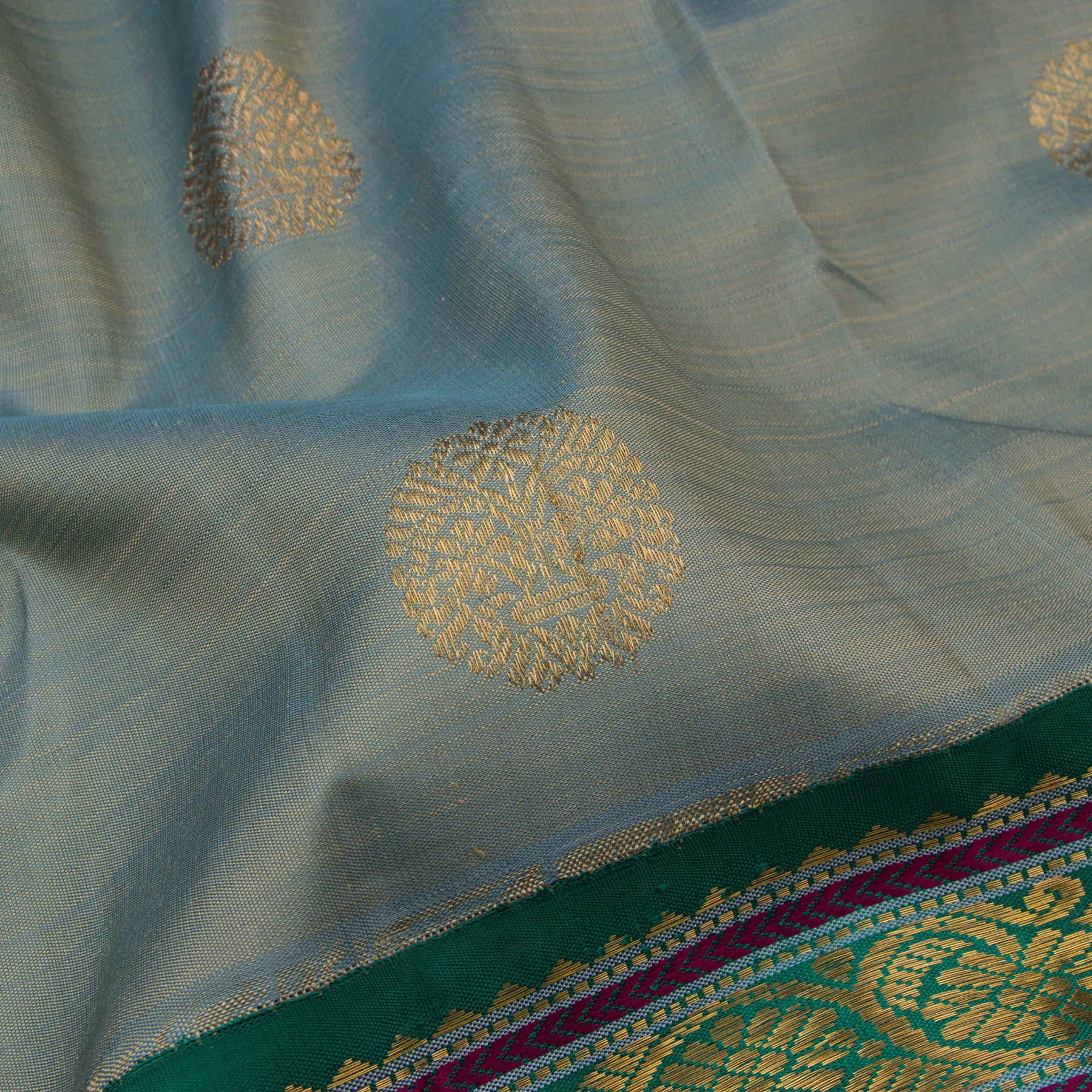 Kanakavalli Kanjivaram Silk Sari 22-040-HS001-12980 - Fabric View