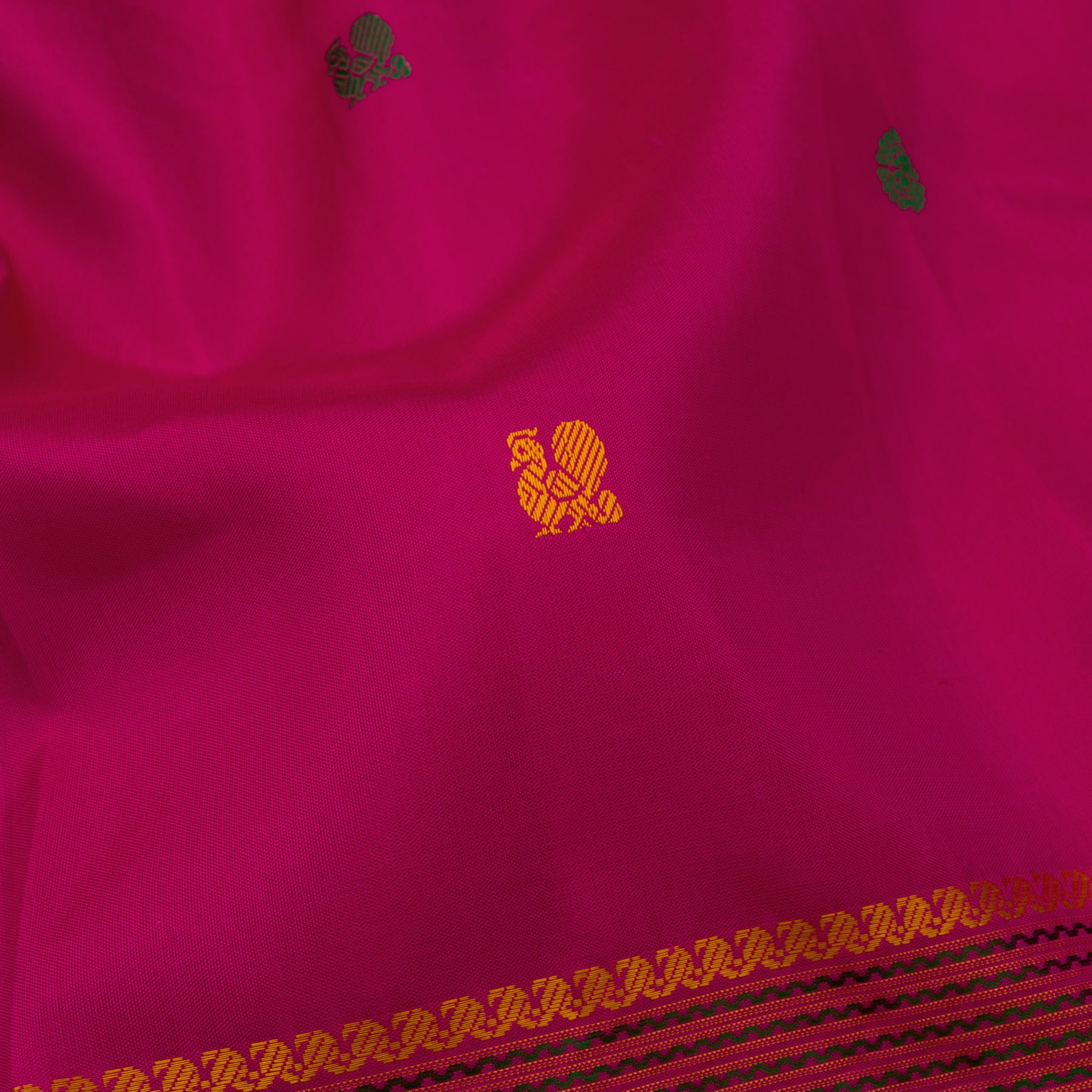 Kanakavalli Kanjivaram Silk Sari 22-598-HS001-03503 - Fabric View