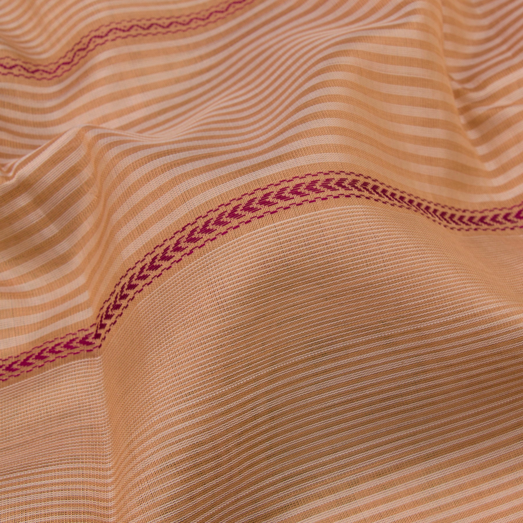 Kanakavalli Silk/Cotton Sari 22-598-hs005-13690 - Fabric View