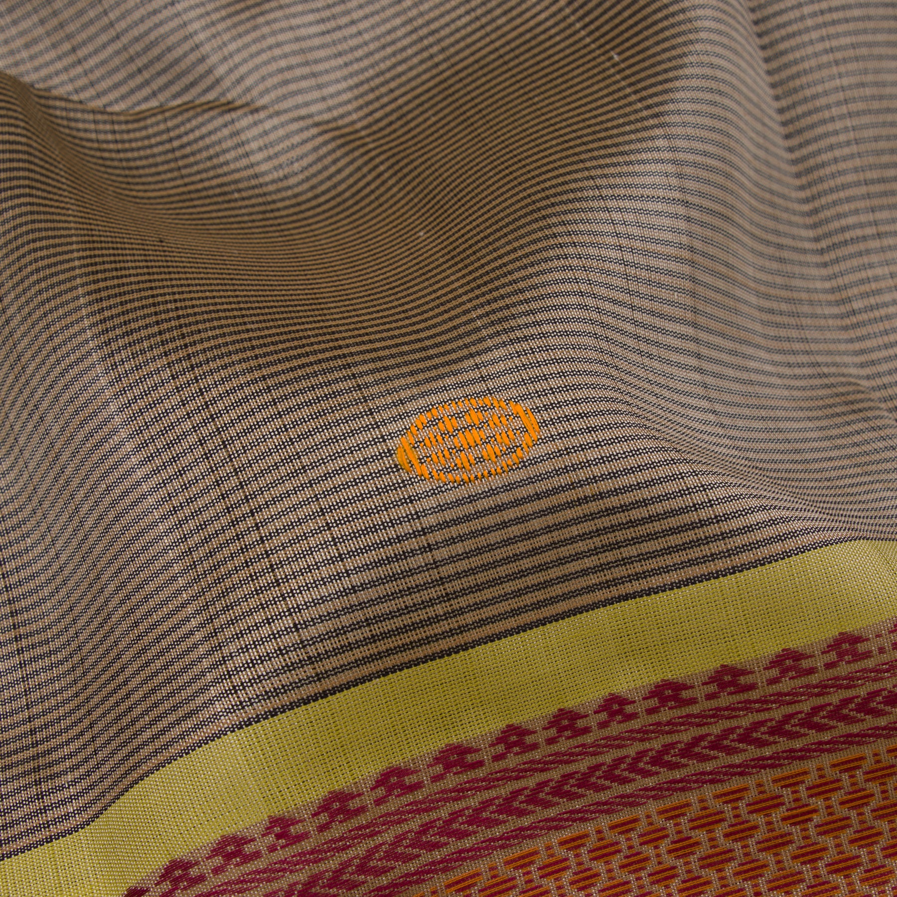 Kanakavalli Silk/Cotton Sari 22-598-HS005-13700 - Fabric View